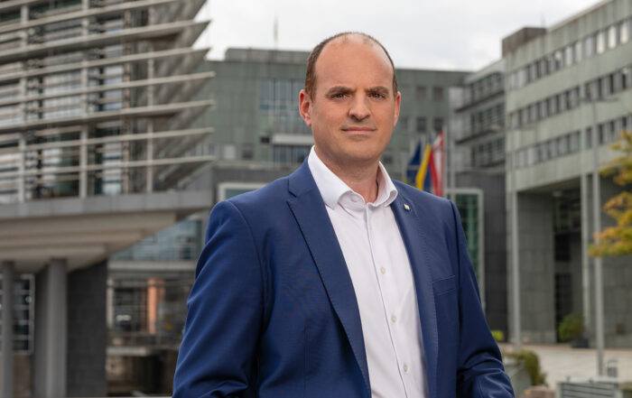 Klubobmann SPÖ NÖ Rene Zonschits vor LH_NEU26